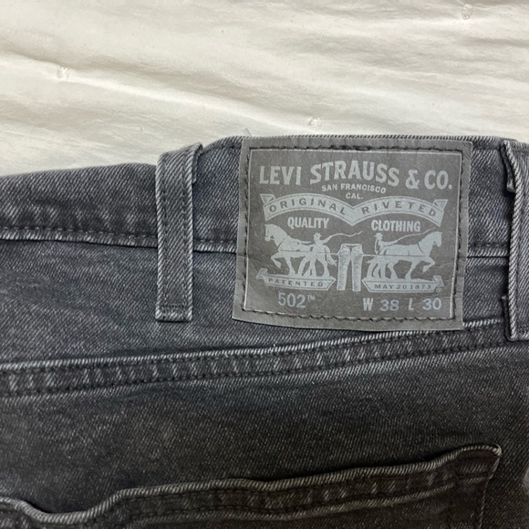 Levi's Black Straight Jeans Classic Style - Picture 5 of 5